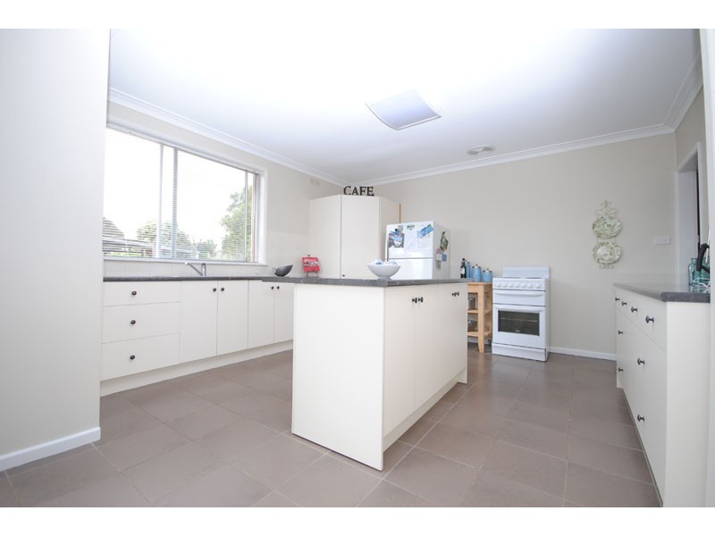 7 Darling Street, Heywood VIC 3304