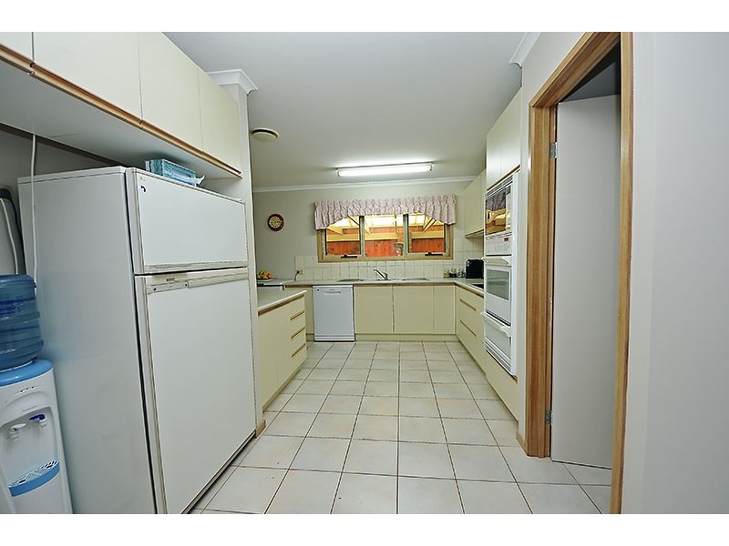 19 Burvilles Road, Portland VIC 3305