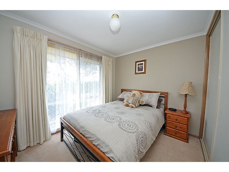 19 Burvilles Road, Portland VIC 3305