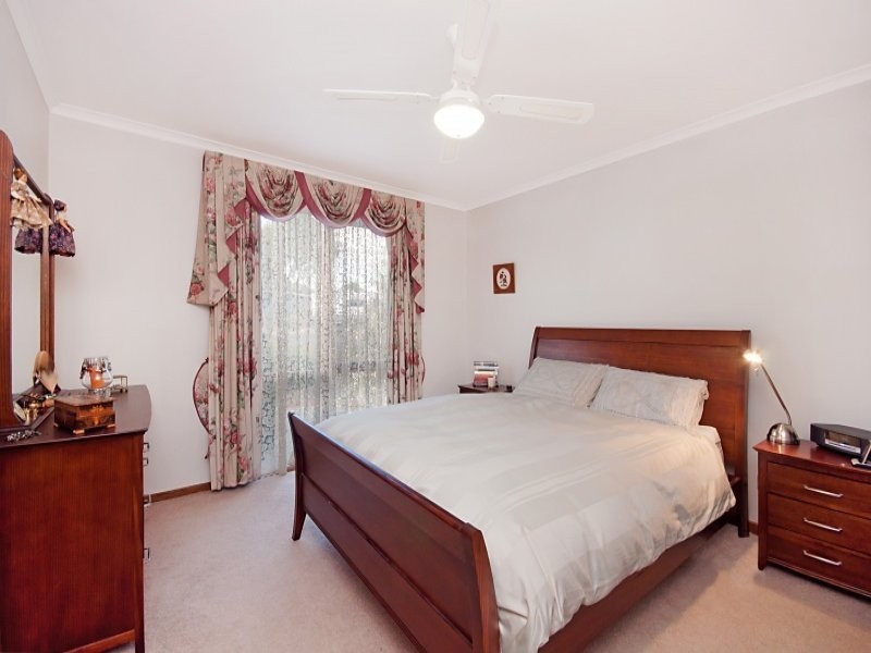 8 Curragh Court, Portland VIC 3305
