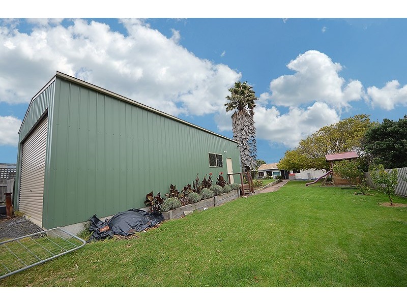 9 Poland Street, Portland VIC 3305