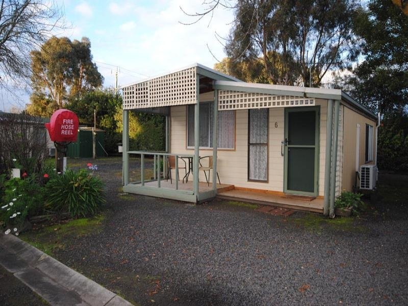 2 Bell Street, Heywood VIC 3304