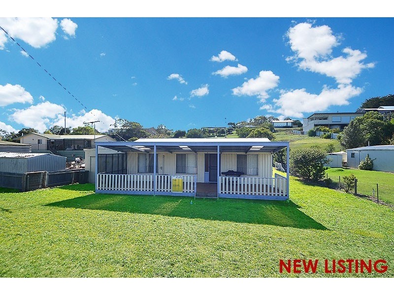 14 Neil Black Street East, Nelson VIC 3292