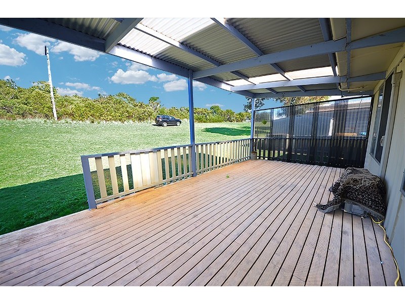 14 Neil Black Street East, Nelson VIC 3292