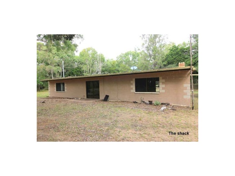 33 Gengers Road, Moore Park Beach QLD 4670