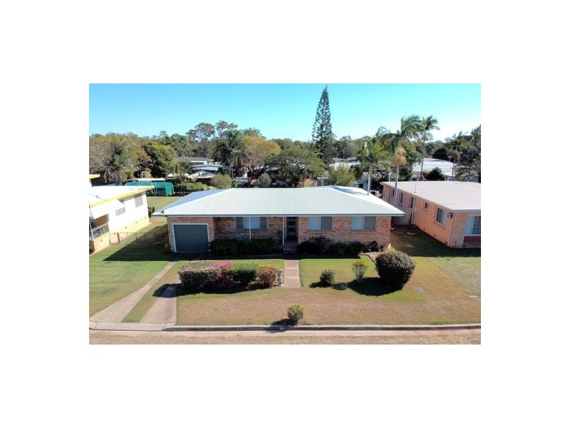 11 Wilson Street, Kepnock QLD 4670