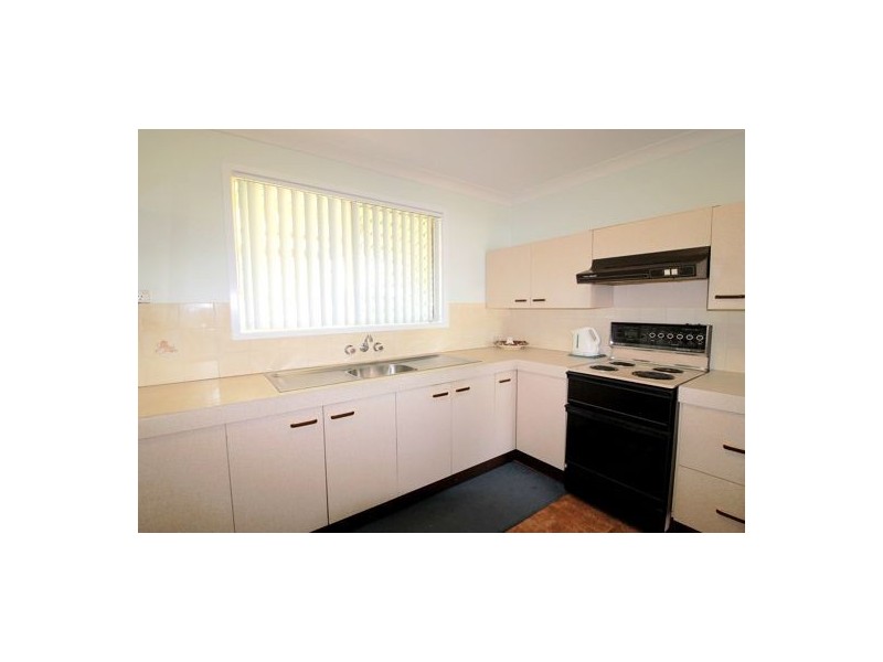 11 Wilson Street, Kepnock QLD 4670