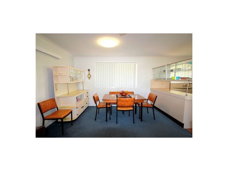 11 Wilson Street, Kepnock QLD 4670