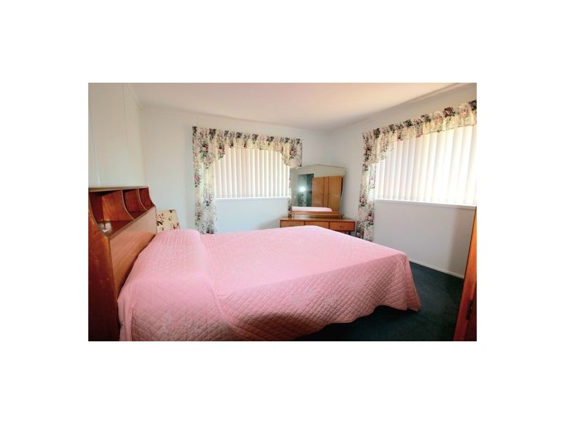 11 Wilson Street, Kepnock QLD 4670