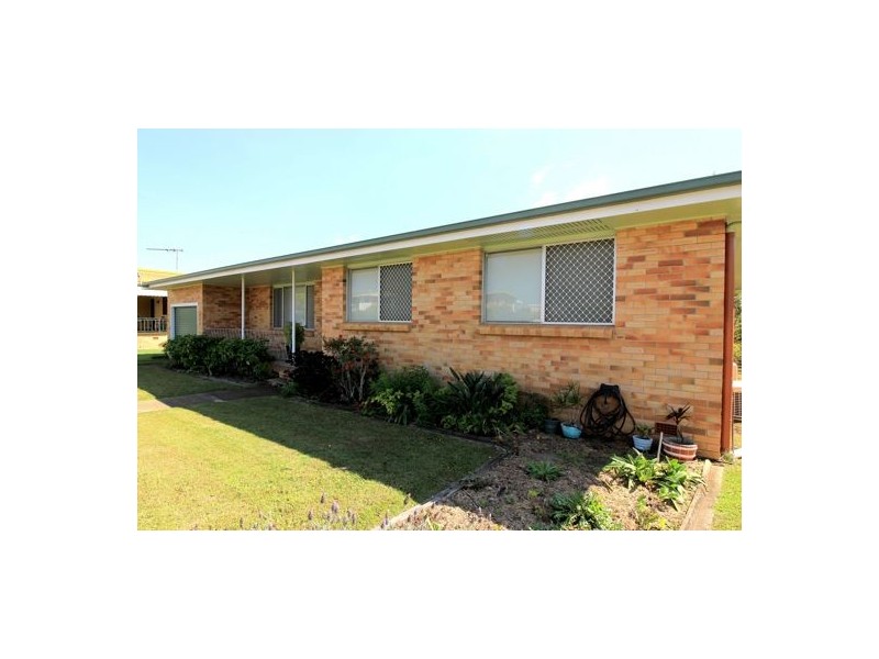 11 Wilson Street, Kepnock QLD 4670