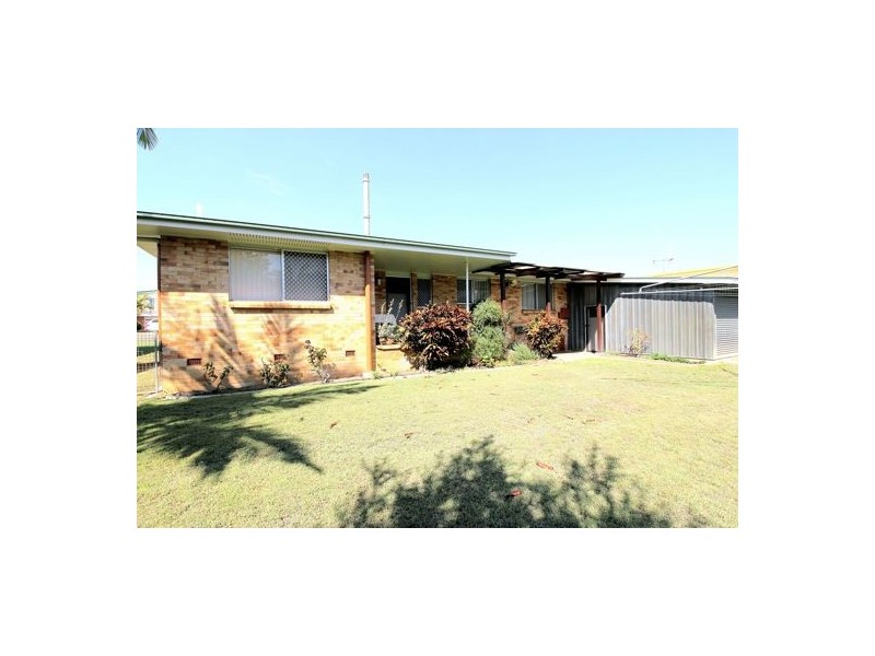 11 Wilson Street, Kepnock QLD 4670