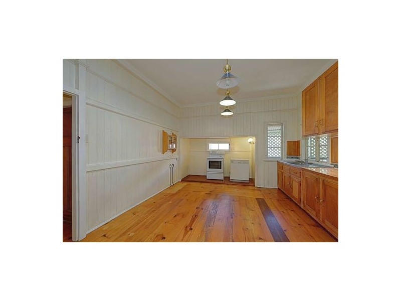 22 Rowland Street, Bundaberg South QLD 4670