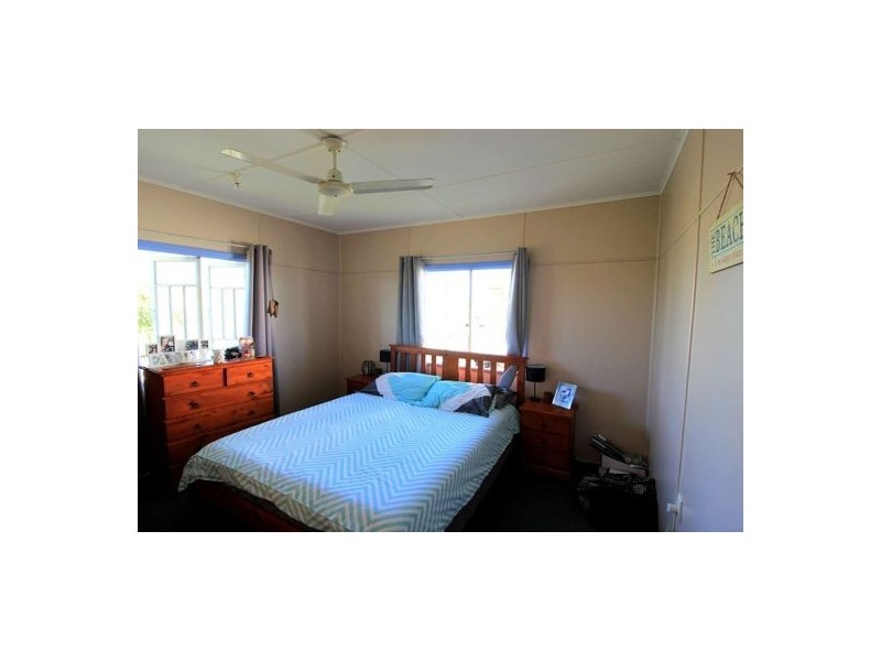 12 Wynter Street, Walkervale QLD 4670