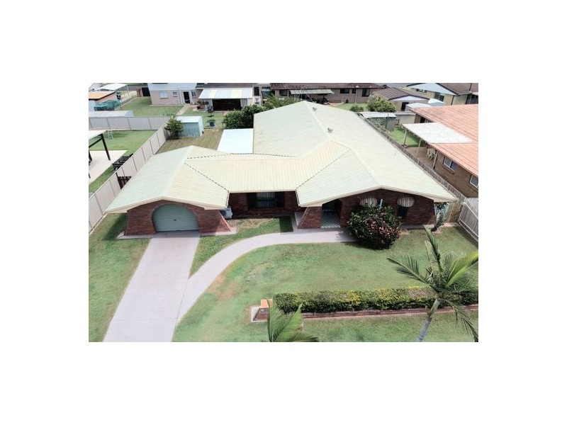 15 Strathdee Avenue, Bundaberg South QLD 4670