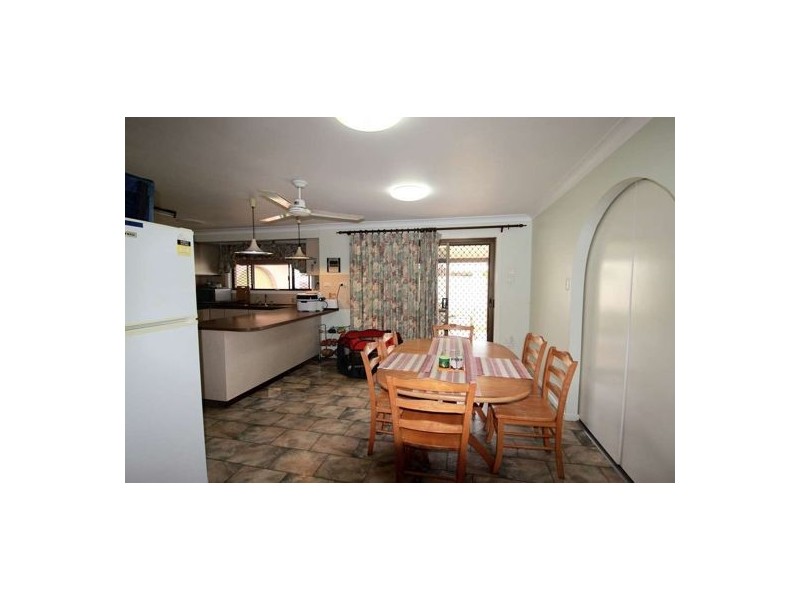 15 Strathdee Avenue, Bundaberg South QLD 4670
