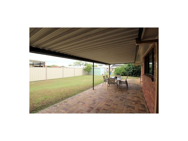 15 Strathdee Avenue, Bundaberg South QLD 4670