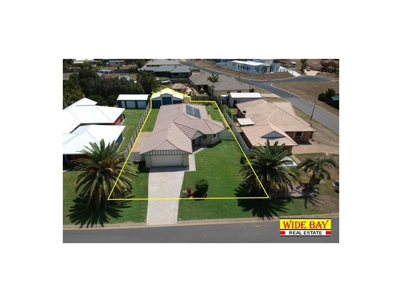 209 Barolin Esplanade, Coral Cove QLD 4670
