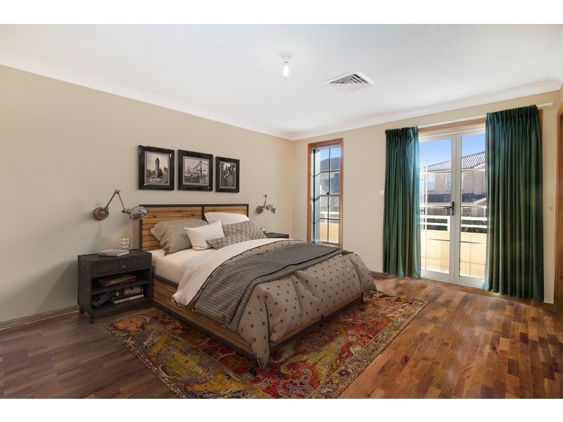 18 Saltbush Street, Bossley Park NSW 2176