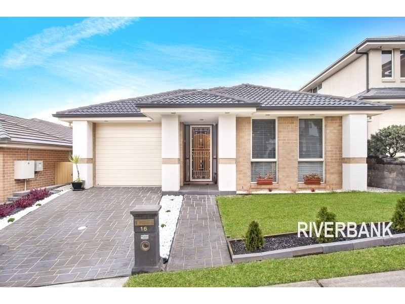 16 Jirrang Street, Pemulwuy NSW 2145