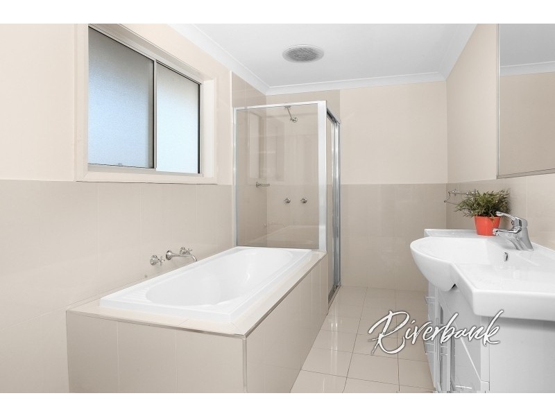 24 Nicholls Way, Pemulwuy NSW 2145