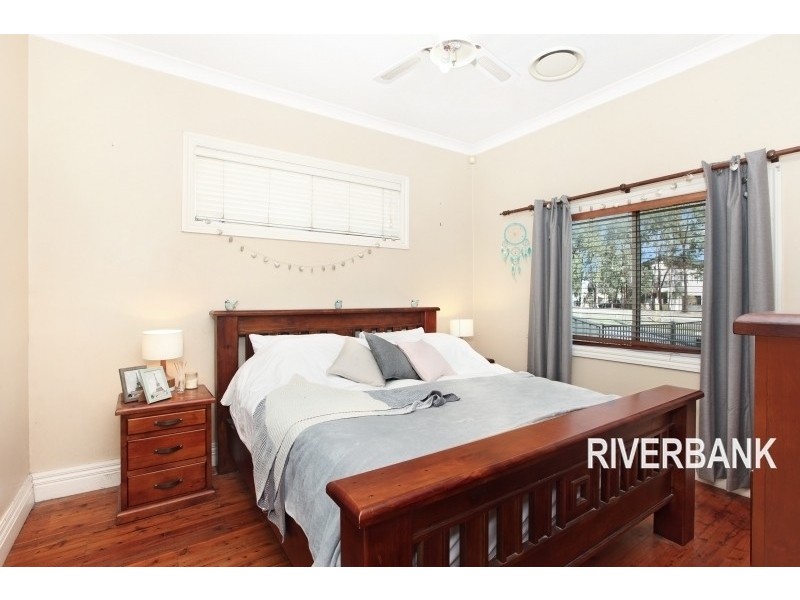 144 Greystanes Rd, Greystanes NSW 2145