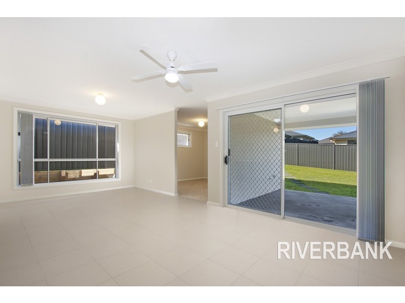 7 Brunero Street, Elderslie NSW 2570