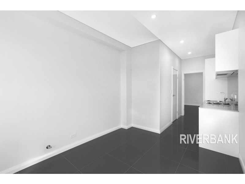 13 Glenholme Drive, Glenmore Park NSW 2745