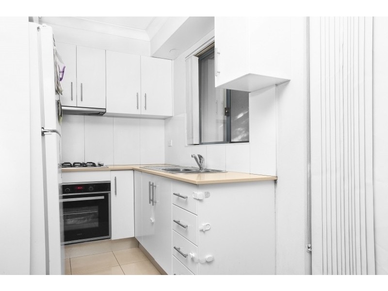 4/38-40 Memorial Avenue, Merrylands NSW 2160