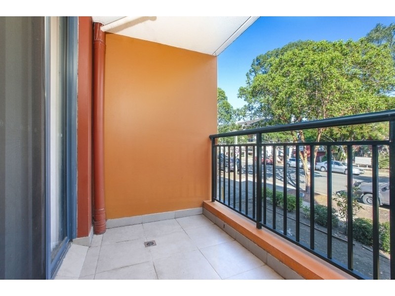 4/38-40 Memorial Avenue, Merrylands NSW 2160