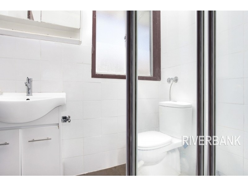 2/3 Springfield Street, Guildford NSW 2161