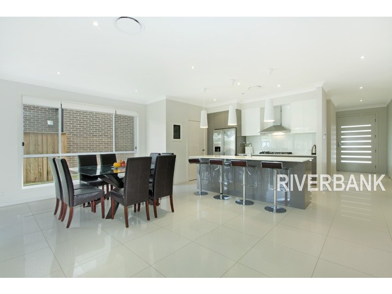 8 Buran Road, Pemulwuy NSW 2145