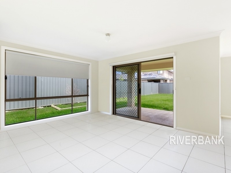 68 Glenmore Ridge, Glenmore Park NSW 2745