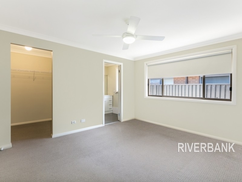 68 Glenmore Ridge, Glenmore Park NSW 2745