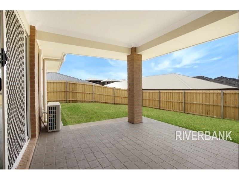 18 Vinny Road, Edmondson Park NSW 2174