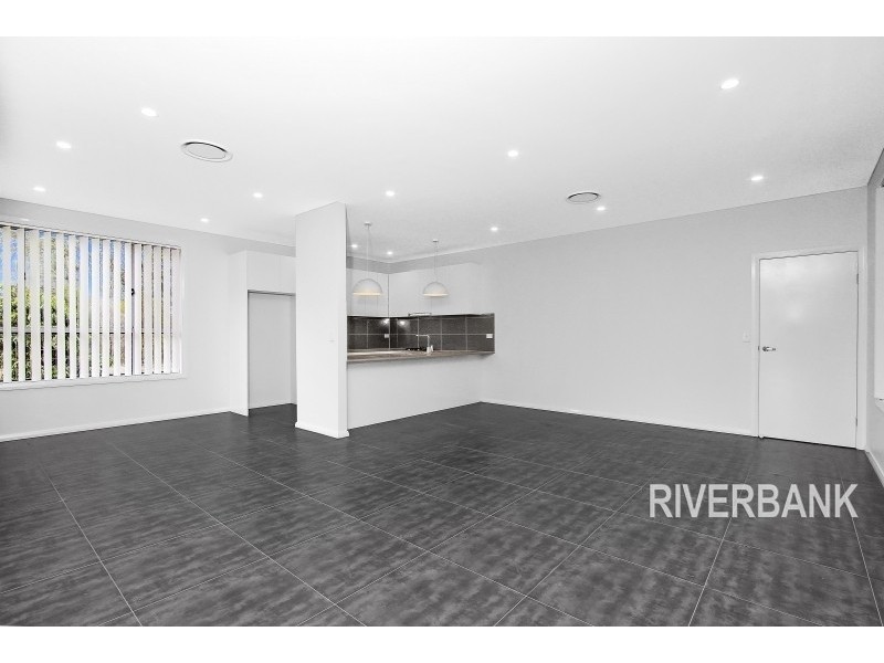 80 Glenmore Ridge Drive, Glenmore Park NSW 2745