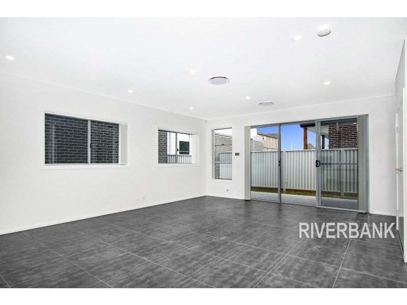 80A Glenmore Ridge Drive, Glenmore Park NSW 2745