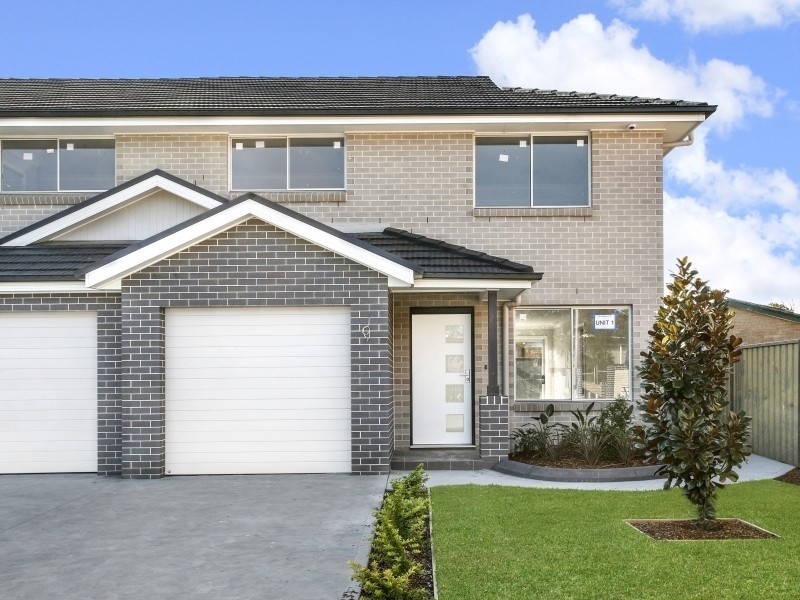 4/42 Gumdale Avenue, St Johns Park NSW 2176