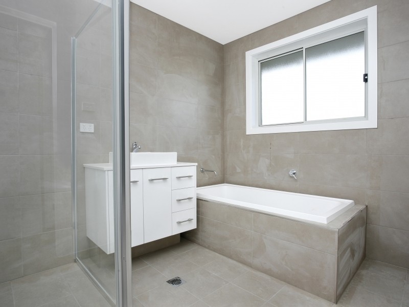 4/42 Gumdale Avenue, St Johns Park NSW 2176