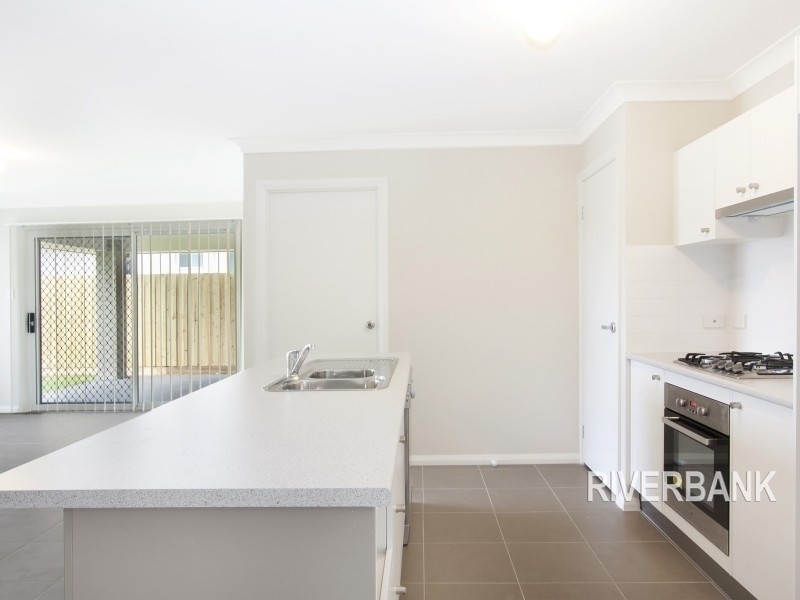 33 Clement Road, Edmondson Park NSW 2174