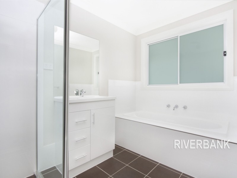 33 Clement Road, Edmondson Park NSW 2174