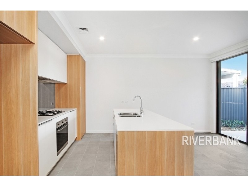 8 Barrett Street, Marsden Park NSW 2765