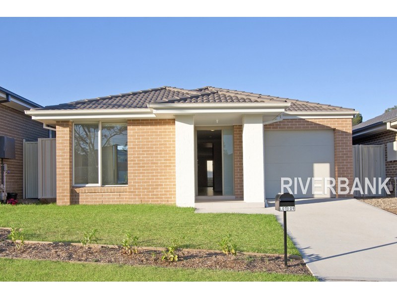 28  Affleck Gardens, Middleton Grange NSW 2171