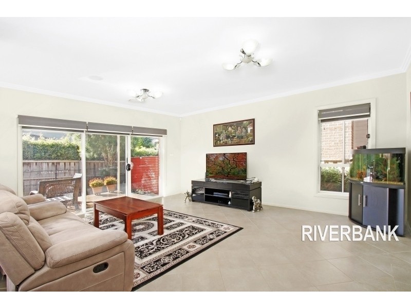 19 Kilby Ave, Pemulwuy NSW 2145