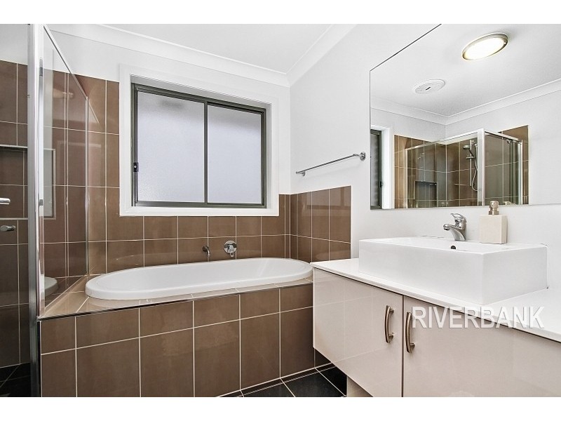 138 Driftway Drive, Pemulwuy NSW 2145