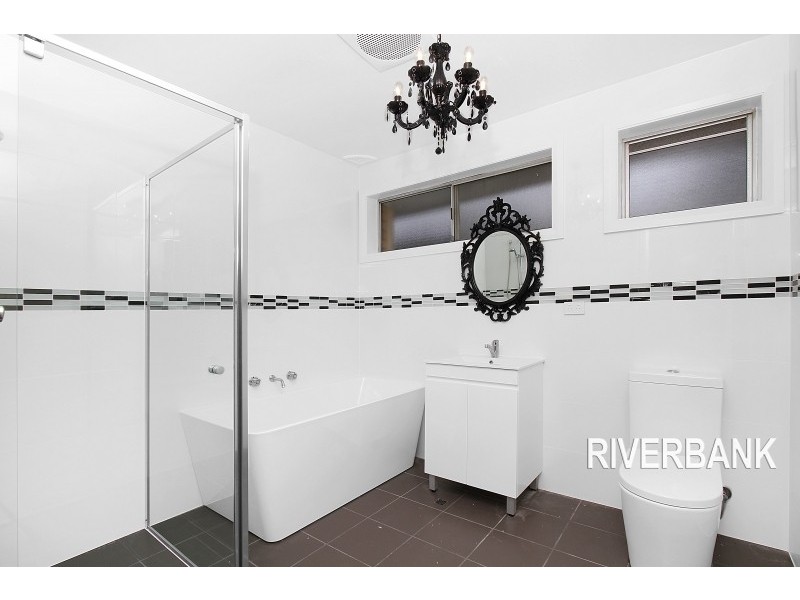 11 Oleander St, Greystanes NSW 2145