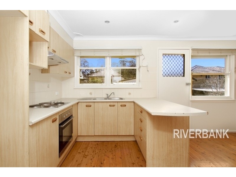 20 Sapphire Street, Greystanes NSW 2145