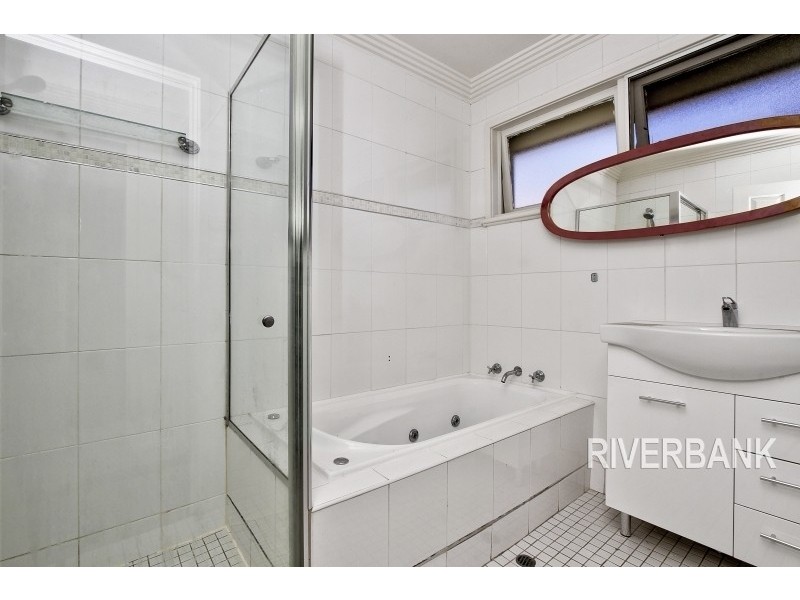 20 Sapphire Street, Greystanes NSW 2145