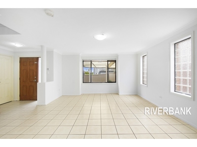 40 Royce St, Greystanes NSW 2145