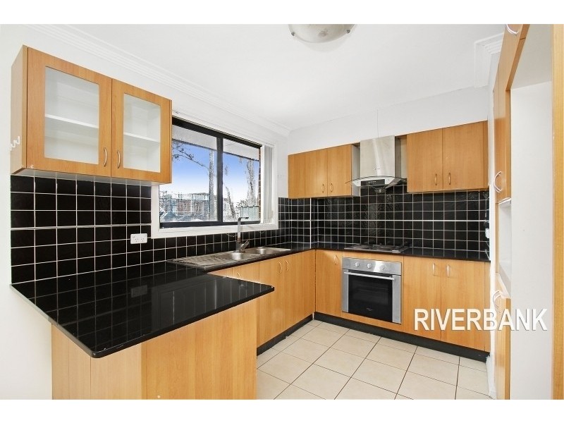 40 Royce St, Greystanes NSW 2145