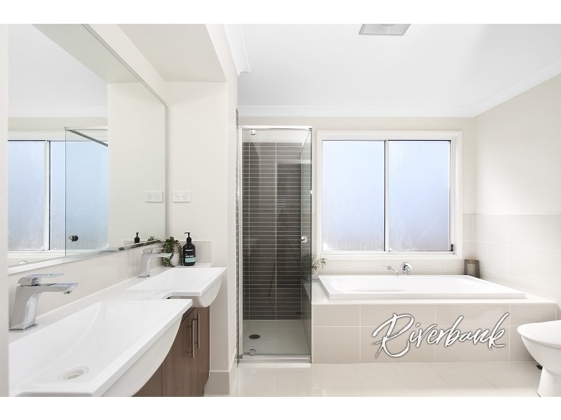 11 Waiana Street, Pemulwuy NSW 2145